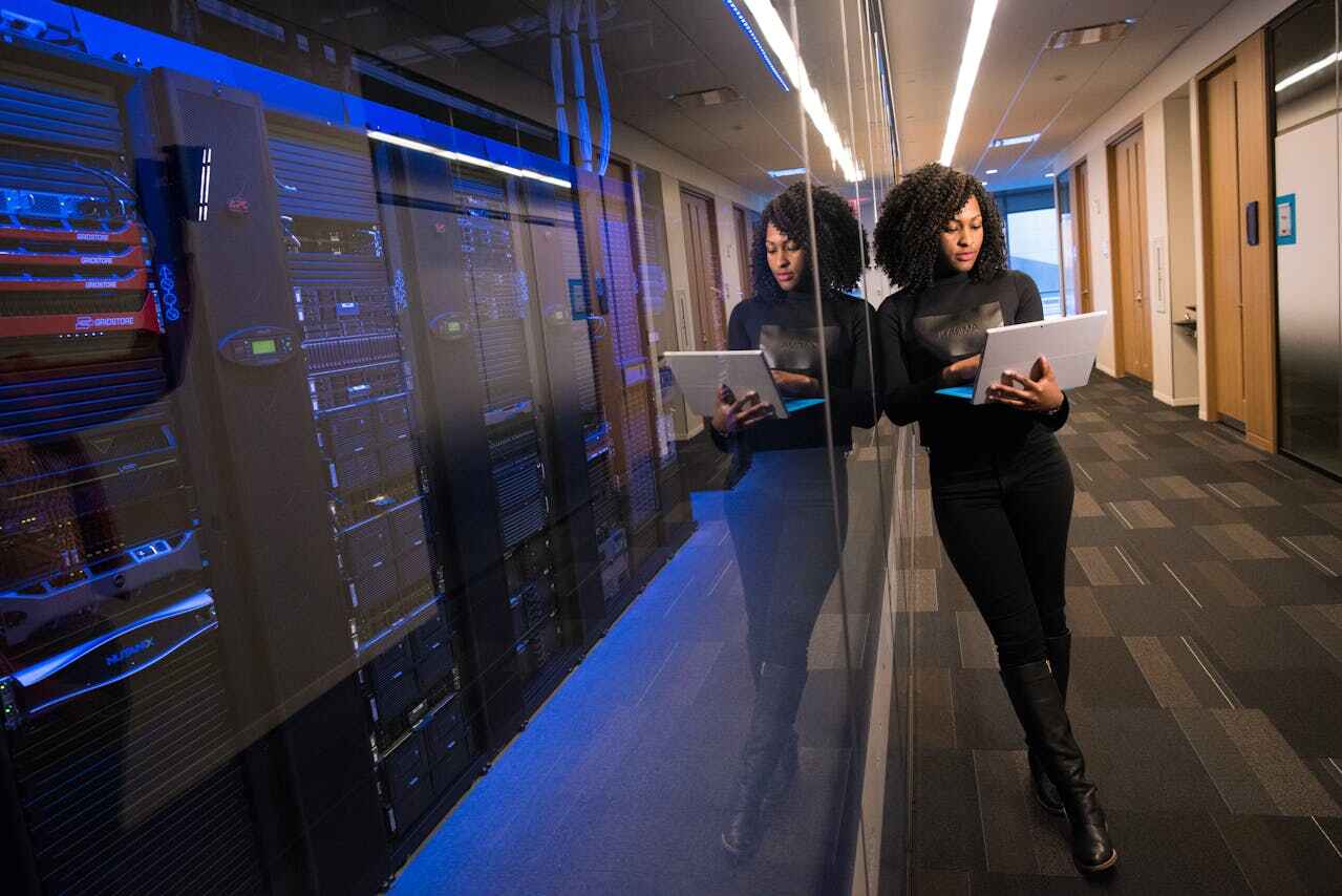 SEC-100: Foundations of Cybersecurity – Essential Skills for IT Professionals