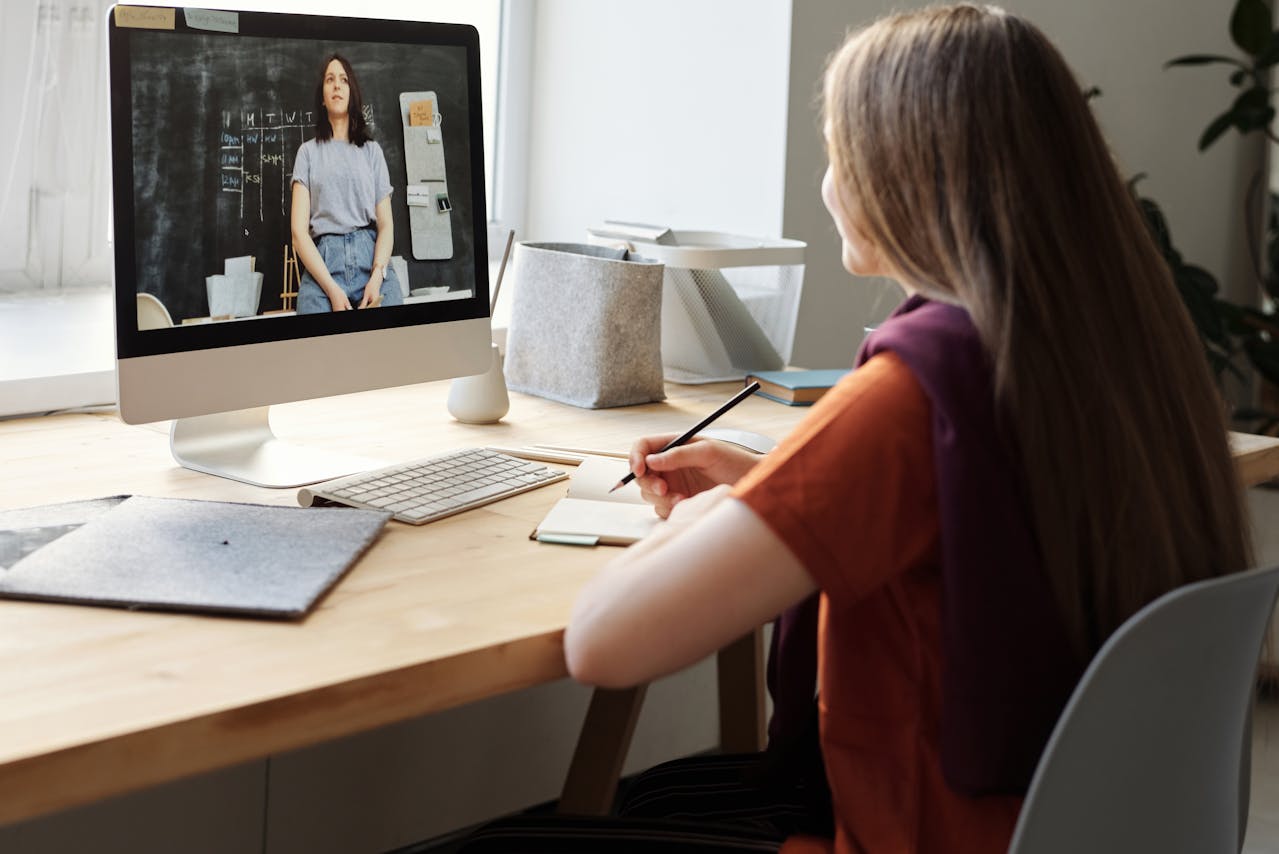Remote Learning Challenges and How Tech is Solving Them
