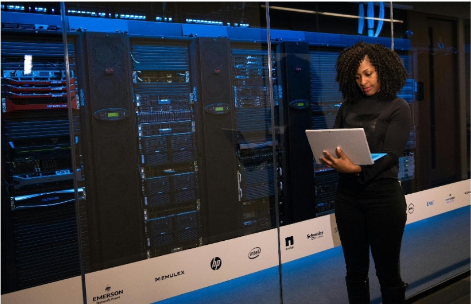 How DB Services Improve Performance and Reduce Downtime