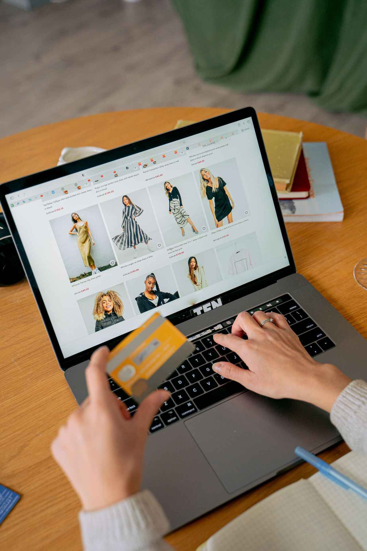 Magento Google Shopping Feed Extensions: A Comparative Guide for Merchants