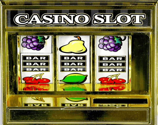 The Challenges of Building Slot Gaming Interfaces for Foldable Screens